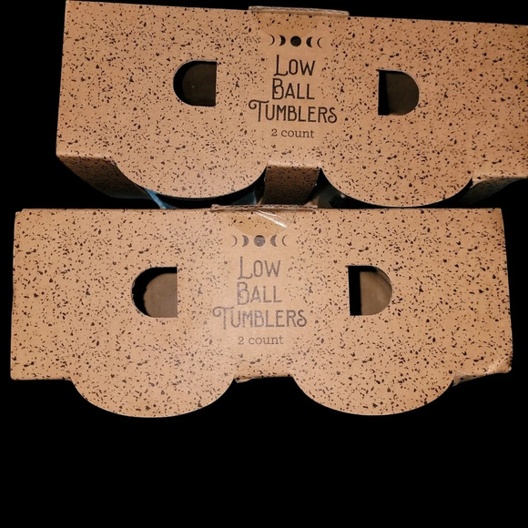 Set of 4 New Lowball Glass Tumblers. Each have Different Designs. See photos. - Picture 6 of 6